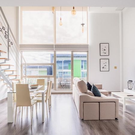 El Ventero Apartment - Elegante Apt Para 5 Con Terraza, Wi-Fi Y Aparcamiento En La Calle Camarma de Esteruelas Eksteriør bilde
