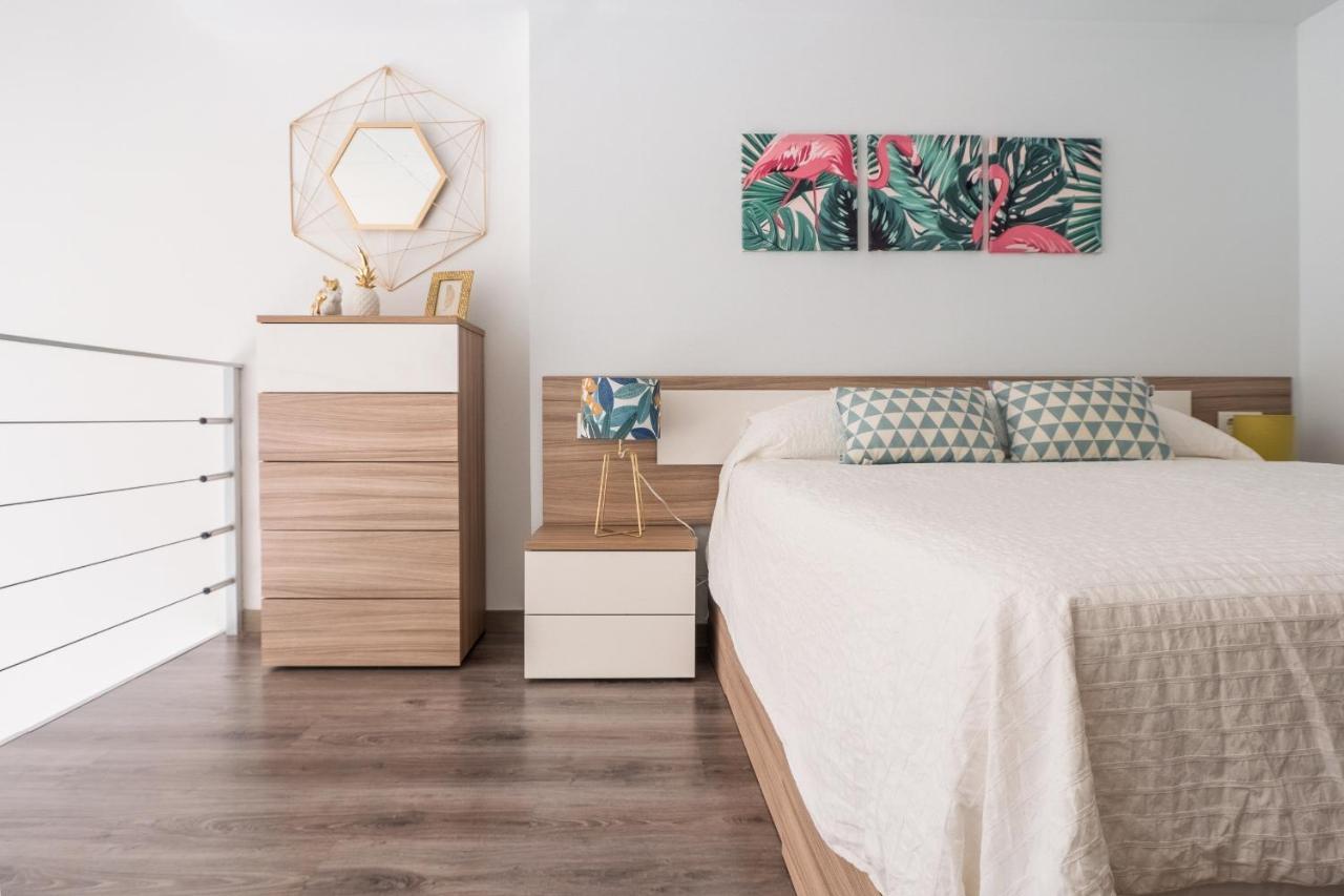 El Ventero Apartment - Elegante Apt Para 5 Con Terraza, Wi-Fi Y Aparcamiento En La Calle Camarma de Esteruelas Eksteriør bilde