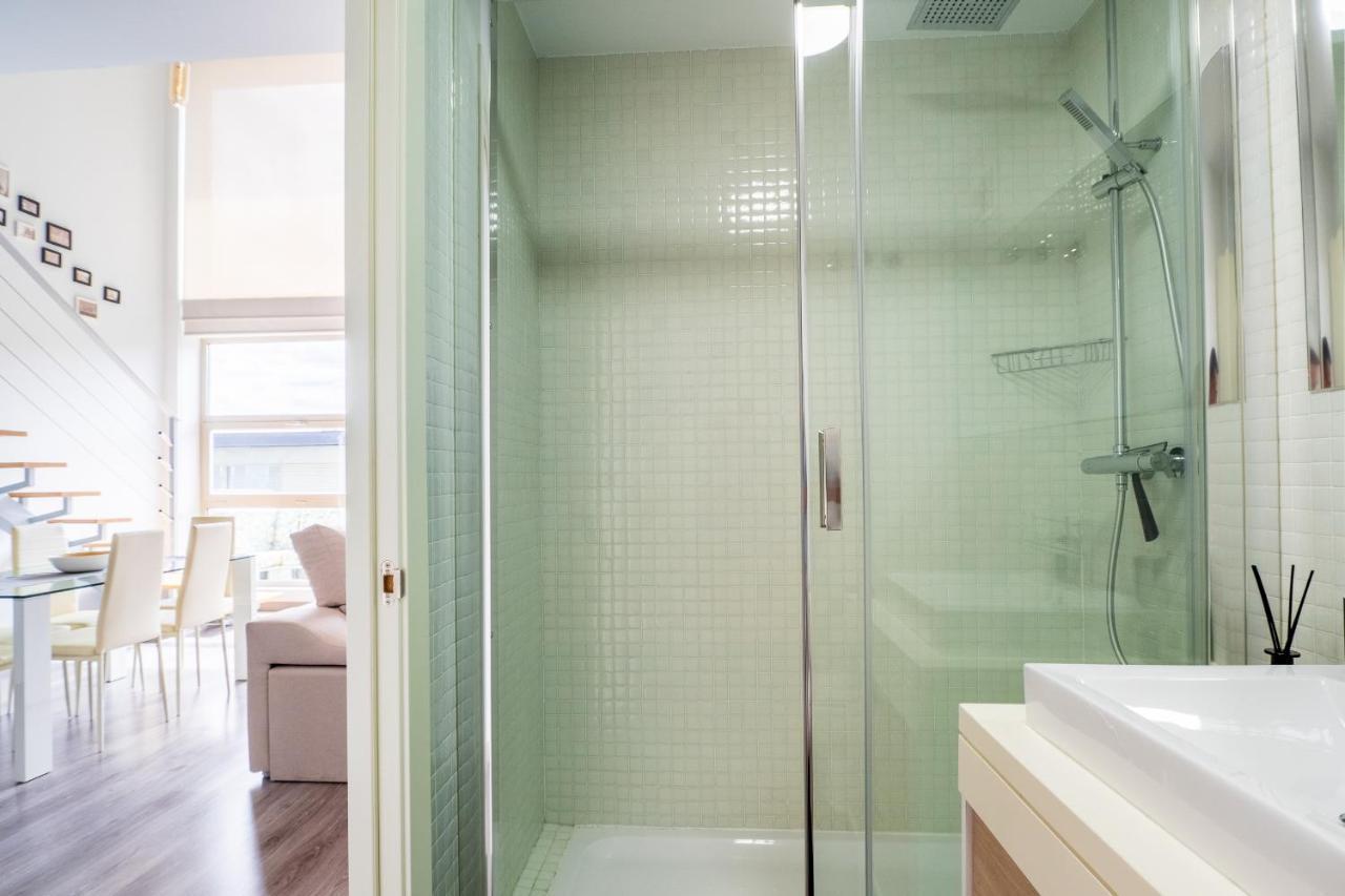 El Ventero Apartment - Elegante Apt Para 5 Con Terraza, Wi-Fi Y Aparcamiento En La Calle Camarma de Esteruelas Eksteriør bilde